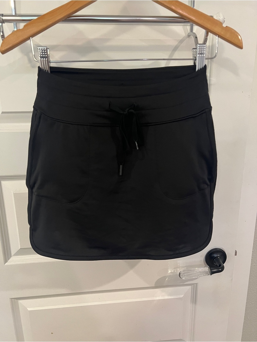 Women’s Active Drawstring Skort in Black